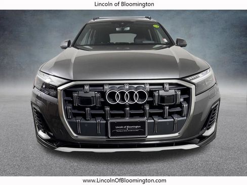 Used 2025 Audi Q7 3.0T Prestige w/ Prestige Package AWD/4WD image 11