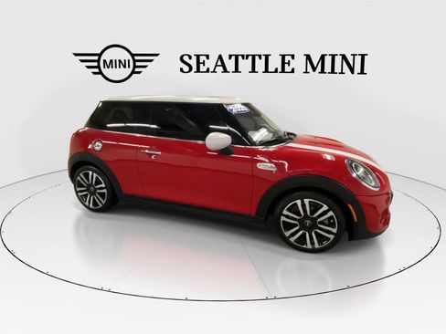 Used 2020 MINI Cooper S w/ Premium Package FWD image 13
