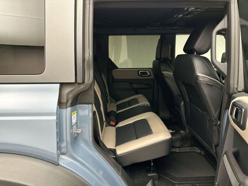 Used 2024 Ford Bronco Wildtrak image 7
