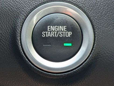 Used 2024 GMC Terrain SLT FWD image 26