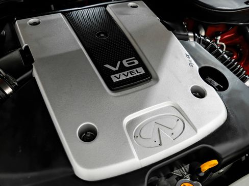 Used 2011 INFINITI G37 Sport w/ Premium Pkg image 45