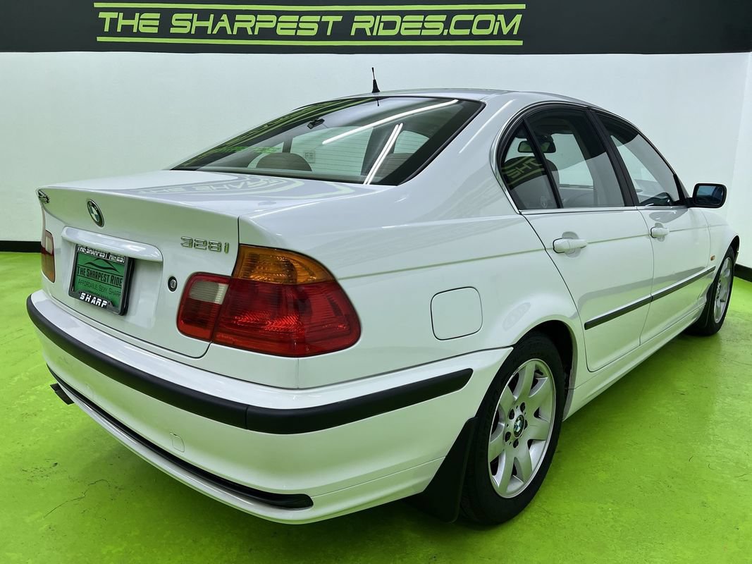 Used 2000 BMW 328i Sedan RWD image 10
