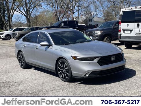 Used 2024 Honda Accord Touring image 1