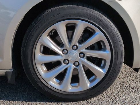 Used 2014 Buick LaCrosse Leather w/ Driver Confidence Package FWD image 11