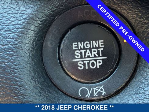 Used 2018 Jeep Cherokee Latitude Plus image 30