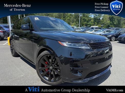Used 2025 Land Rover Range Rover Sport Dynamic SE AWD/4WD image 1