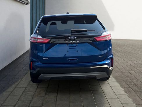 Used 2024 Ford Edge SEL w/ Convenience Package AWD/4WD image 4
