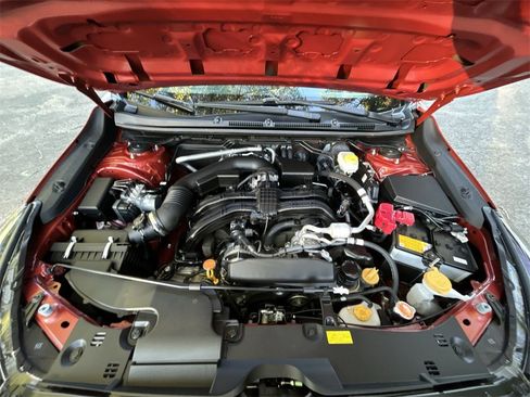 Used 2025 Subaru Crosstrek 2.0i Premium image 14