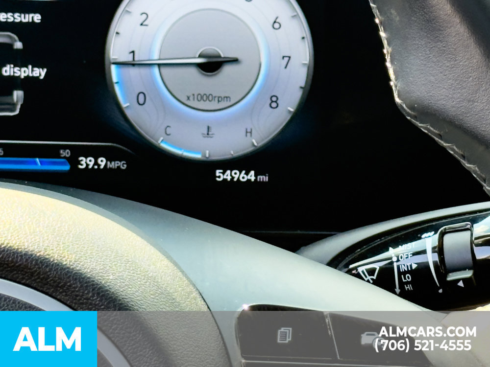 Certified 2025 Hyundai Elantra SEL FWD image 17