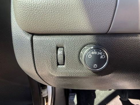 Used 2019 Chevrolet Colorado W/T w/ WT Convenience Package image 32