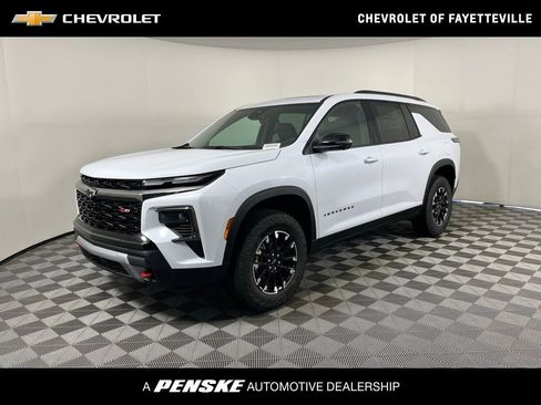 New 2026 Chevrolet Traverse Z71 w/ Driver Confidence Package AWD/4WD image 1