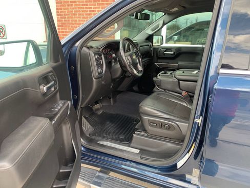 Used 2020 Chevrolet Silverado 1500 LTZ image 11