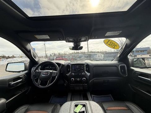 Used 2021 GMC Sierra 1500 AT4 w/ AT4 Premium Package AWD/4WD image 27