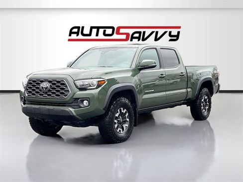 Used 2022 Toyota Tacoma TRD Off-Road w/ TRD Premium Off Road Package image 3