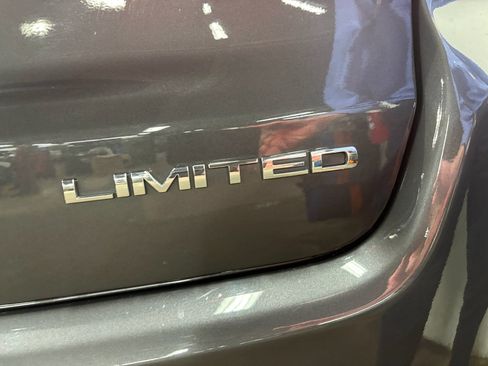 Used 2024 Jeep Compass Limited w/ Elite Group AWD/4WD image 28