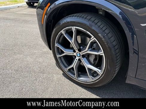 Used 2025 BMW X5 xDrive40i w/ Executive Package image 9