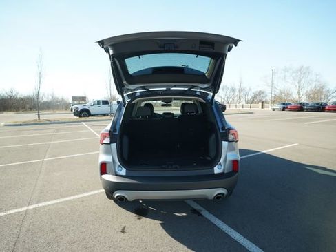 Used 2022 Ford Escape SEL w/ Technology Package image 17