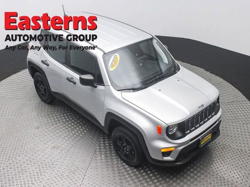 Used 2021 Jeep Renegade Sport image 3