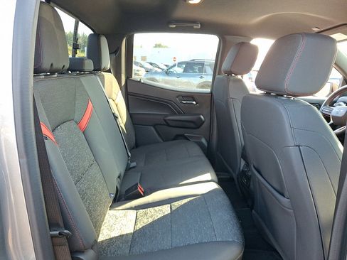 Used 2024 Chevrolet Colorado Z71 w/ Z71 Convenience Package 2 image 15