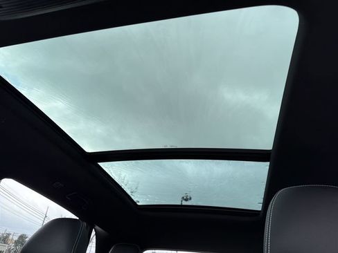 New 2026 Volkswagen Atlas Cross Sport SEL image 23