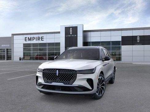 New 2026 Lincoln Nautilus Reserve AWD/4WD image 2