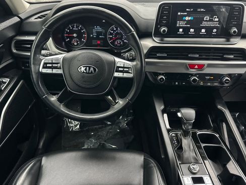 Used 2020 Kia Telluride LX image 15