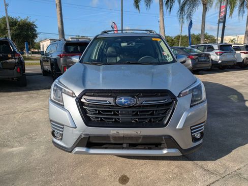 Certified 2022 Subaru Forester Touring AWD/4WD image 9