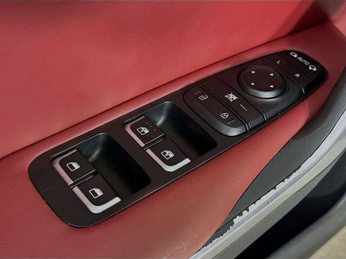 Used 2019 Kia Stinger GT1 RWD image 30