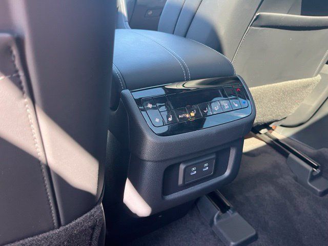 Certified 2027 INFINITI QX60 Sport w/ Dark Cargo Package AWD/4WD image 29