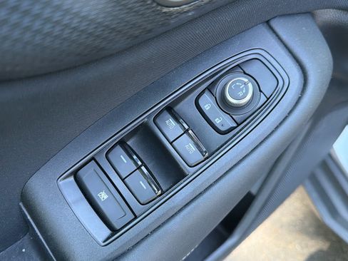 Used 2023 Subaru Outback Premium image 24