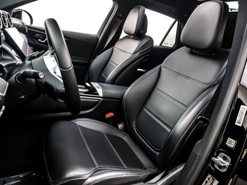 Used 2024 Mercedes-Benz GLC 300 GLC 300 SUV image 18