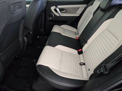 Used 2024 Land Rover Discovery Sport Dynamic SE AWD/4WD image 5
