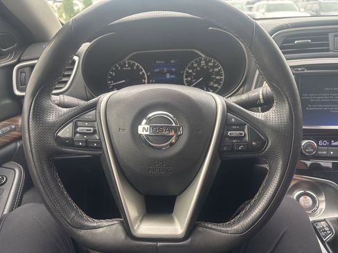 Used 2016 Nissan Maxima Platinum FWD image 13