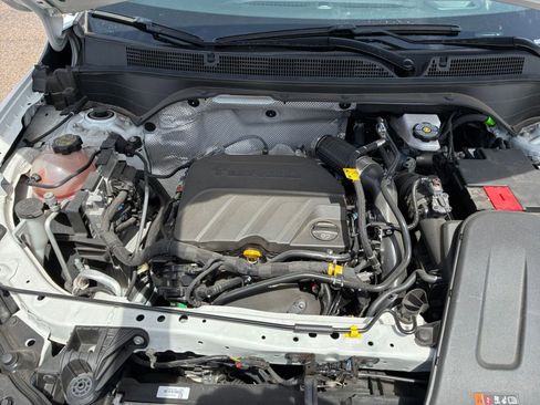 Used 2025 Buick Envista Sport Touring FWD image 30