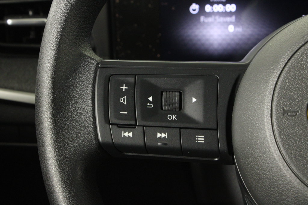 Certified 2026 Nissan Kicks SV FWD image 25