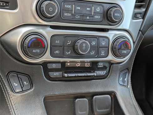 Used 2020 Chevrolet Tahoe LT AWD/4WD image 32