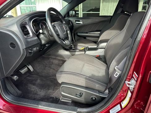 Used 2017 Dodge Charger R/T Scat Pack w/ Beats Audio Group image 13