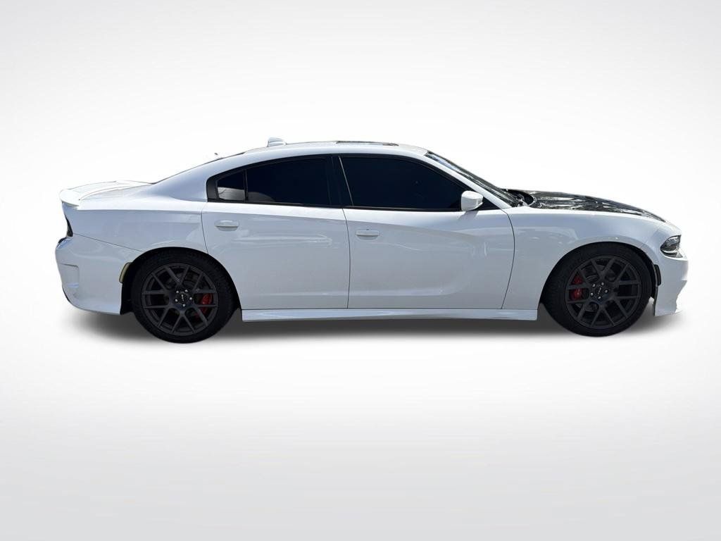 Used 2017 Dodge Charger R/T Scat Pack w/ Technology Group RWD image 4