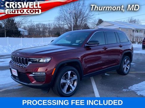 Used 2023 Jeep Grand Cherokee Limited image 1