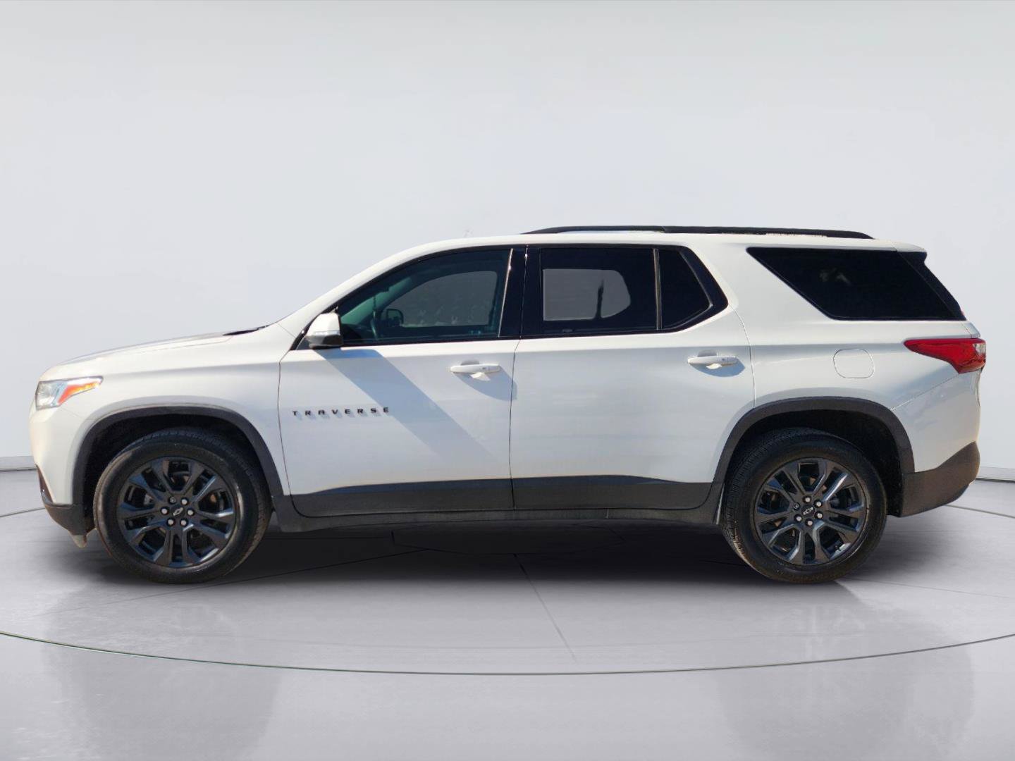 Used 2021 Chevrolet Traverse RS FWD image 4