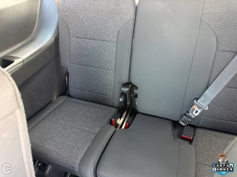Used 2026 Chevrolet Traverse LT FWD image 25