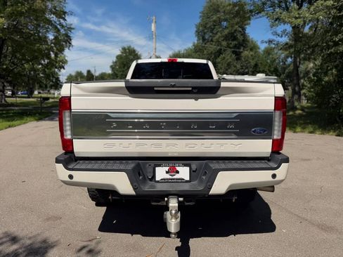 Used 2017 Ford F250 Platinum w/ Platinum Ultimate Package AWD/4WD image 7