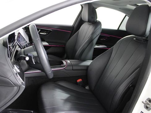 Used 2024 Mercedes-Benz E 350 4MATIC Sedan image 19