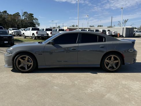 Used 2023 Dodge Charger R/T w/ Blacktop Package image 8