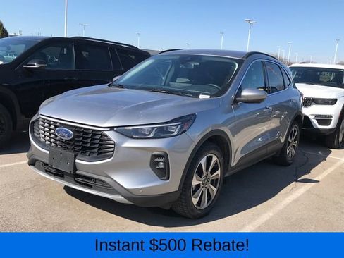 Used 2024 Ford Escape Platinum image 9