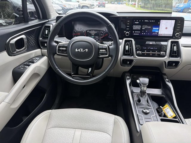Used 2023 Kia Sorento S w/ Panoramic Sunroof Package FWD image 23