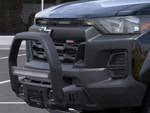 New 2026 Chevrolet Colorado Trail Boss w/ Off-Road Front Bumper Package image 13