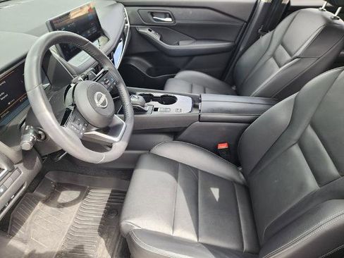 Certified 2024 Nissan Rogue SL w/ SL Premium Package FWD image 9