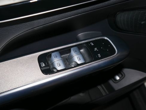 Used 2023 Mercedes-Benz GLC 300 4MATIC image 20