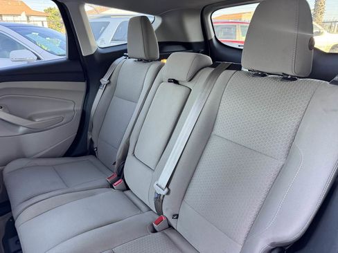 Used 2017 Ford Escape SE FWD image 33